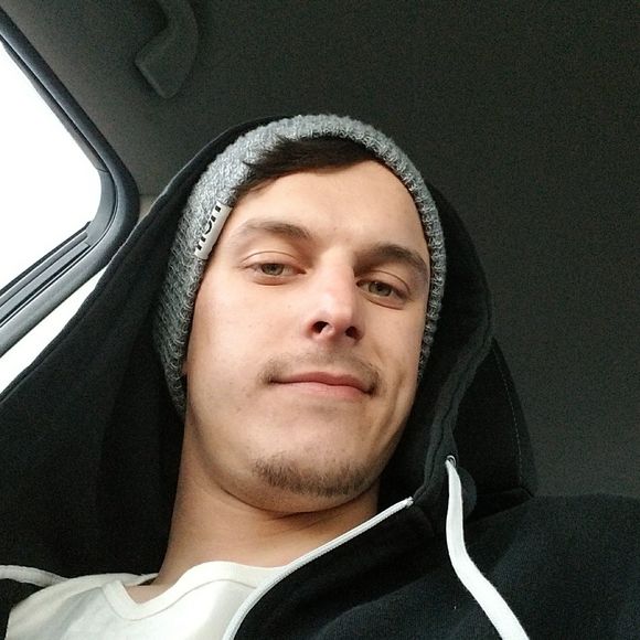 Meet your Posher, Alec - Picture 1 of 1